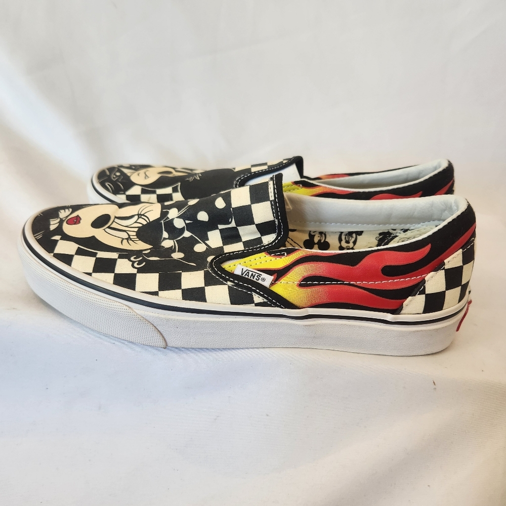 Mickey Mouse Vans - Picture 4 of 5